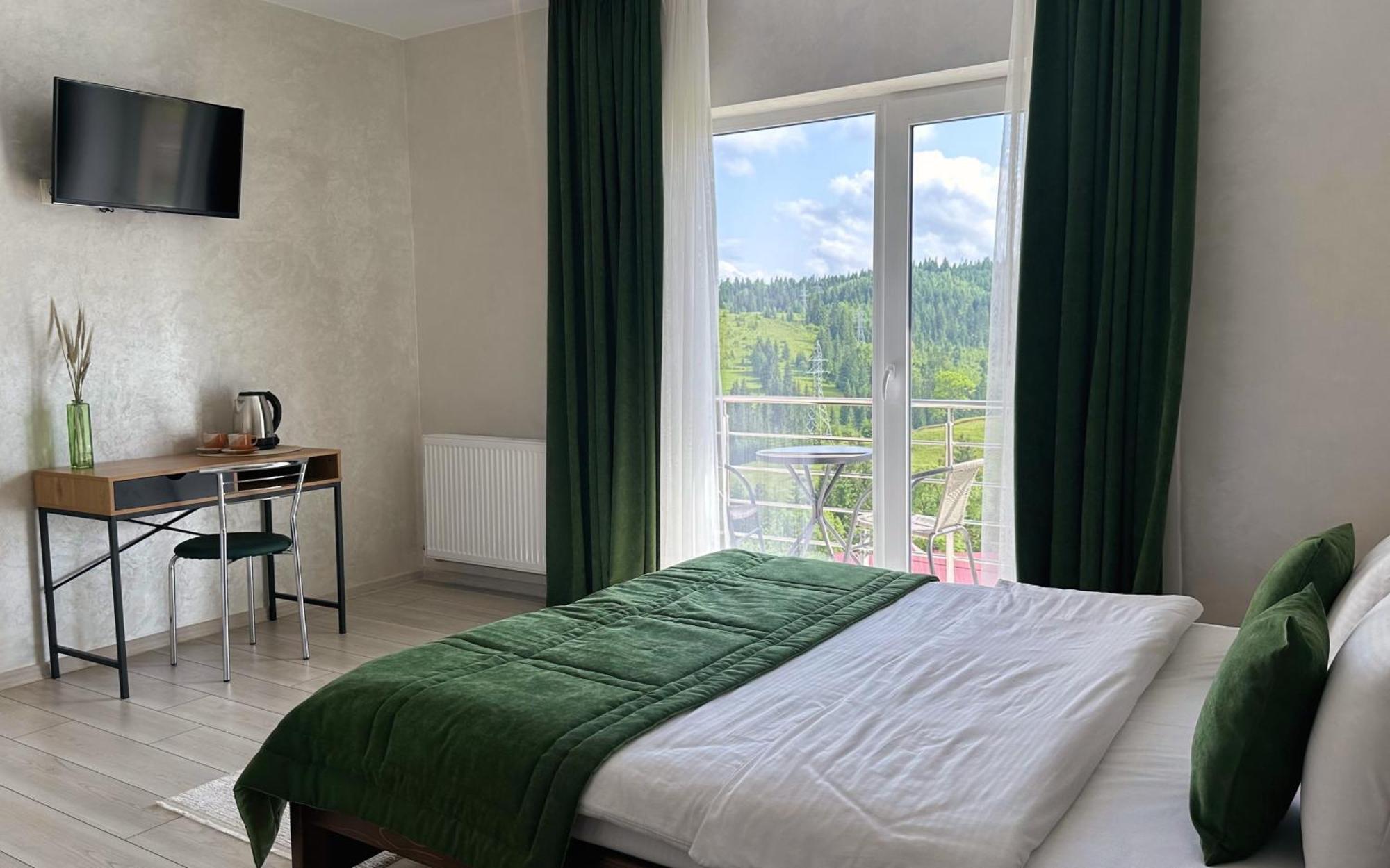 Шепіт Лісу Hotel Bukovel Exterior photo