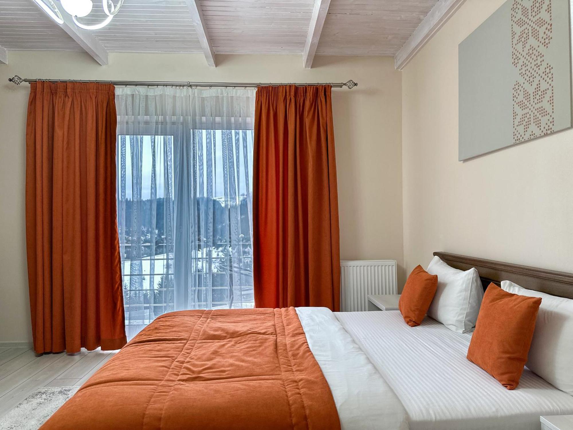 Шепіт Лісу Hotel Bukovel Exterior photo