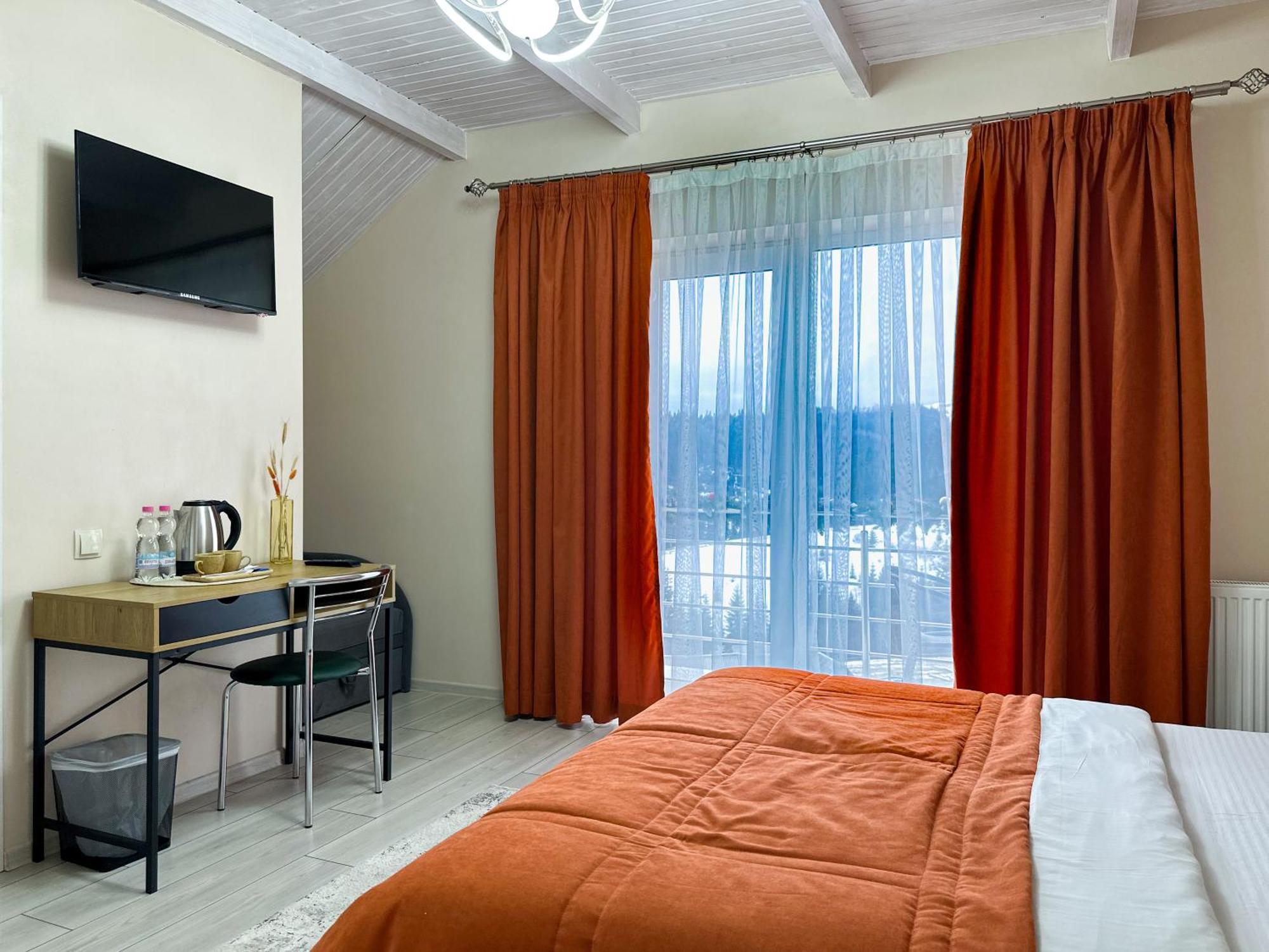 Шепіт Лісу Hotel Bukovel Exterior photo